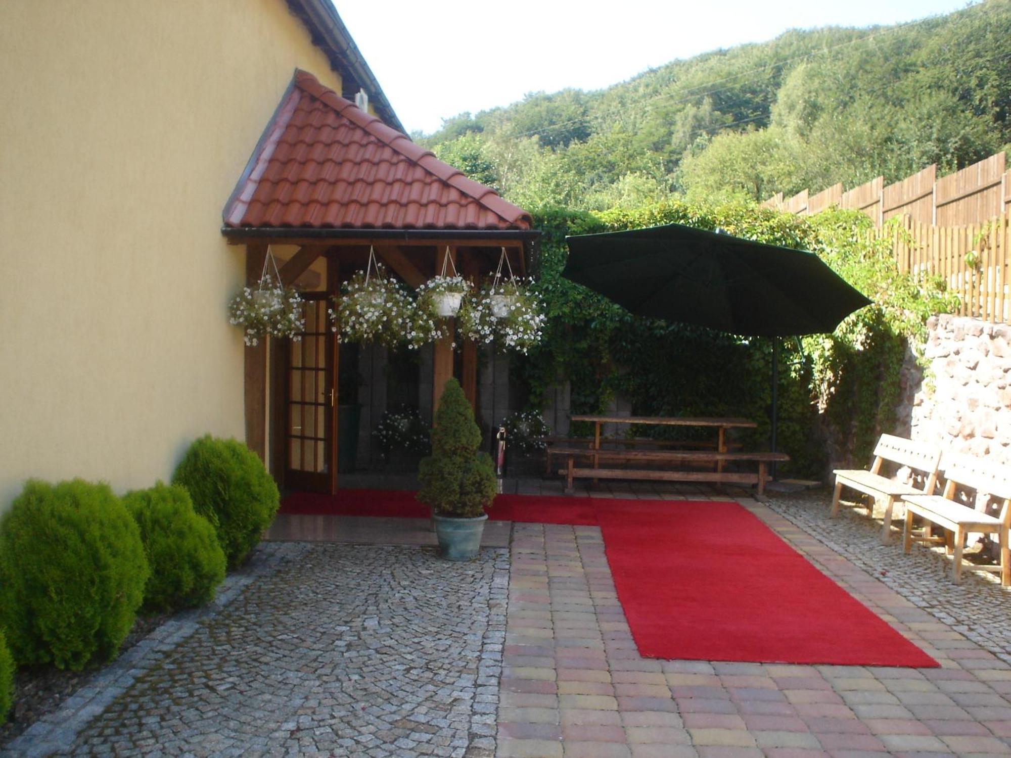 Hostel Zielone Wzgorze Wałbrzych Exteriér fotografie